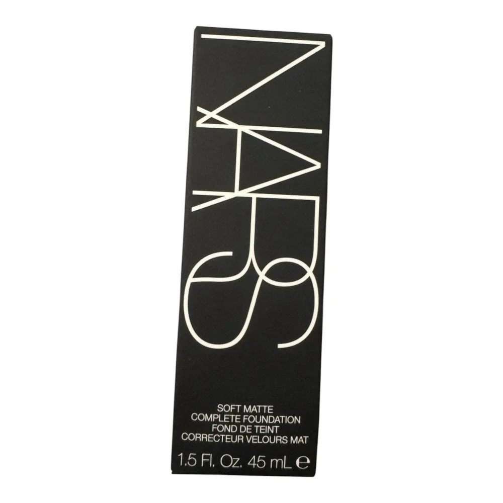 NARS Soft Matte Complete Foundation Siberia Light 0 New